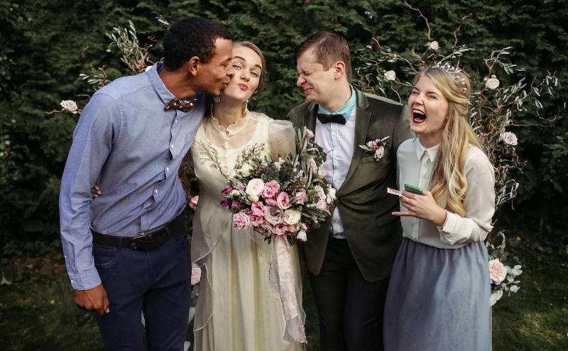 Приметы про свидетелей